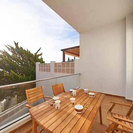 Vargas Medio Apartment *
